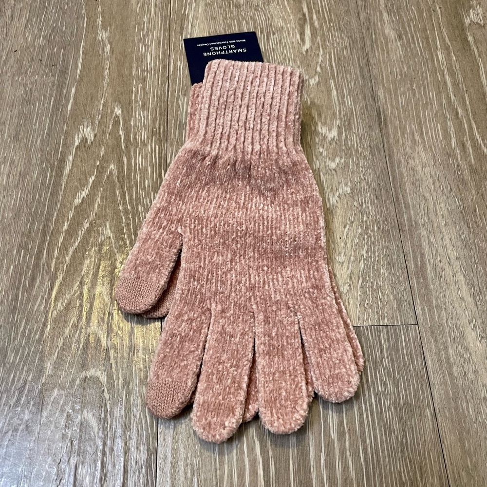 GAP Gloves